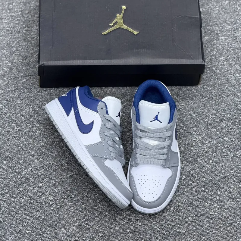 کتونی نایک ایر جردن 1 سفید آبی